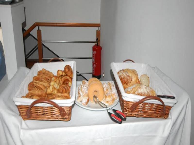 Hotel Led Sitges Buitenkant foto